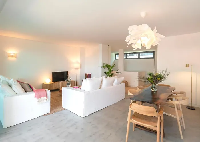 וילה Casa Do Miradouro 7 By Heart Of פונשל